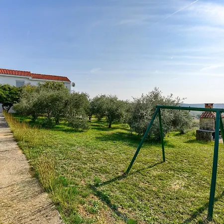 Fuer 2 Personen Apartment Razanac