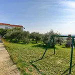 Fuer 2 Personen Apartament Ražanac
