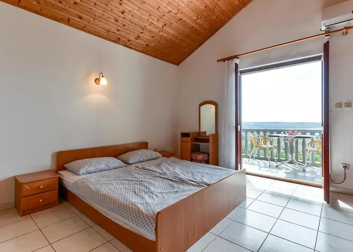 Fuer 2 Personen Apartment Razanac